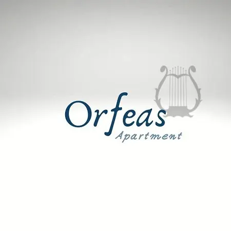 Orfeas Apartamento *